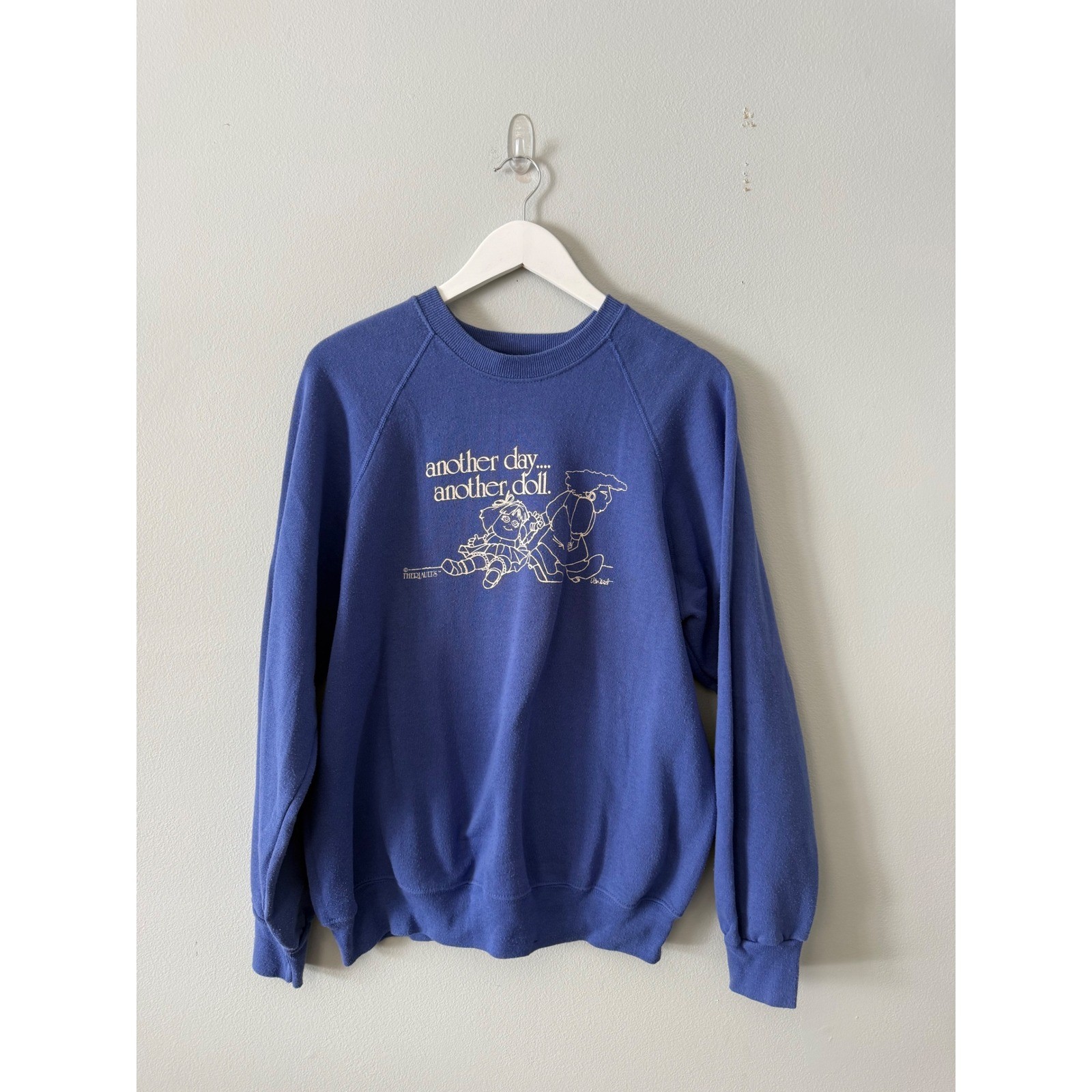 Vintage Doll Collector Sweatshirt Periwinkle Women’s XL Theriaults