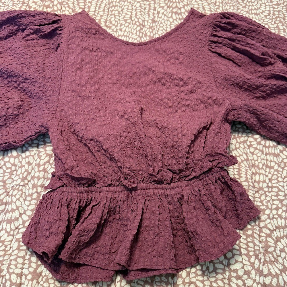 Free People Plum Textured Puff Sleeve Tie Back Peplum Top Size M
