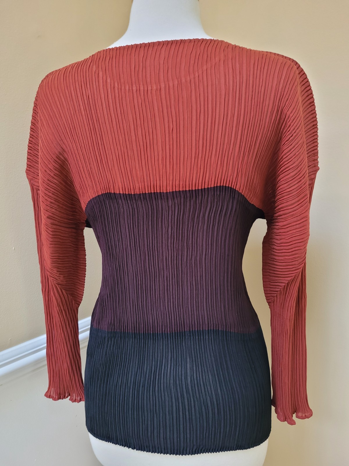 RARE Issey Miyake Pleated Dolman Sleeve Color Block Blouse Top Rust Brown Black