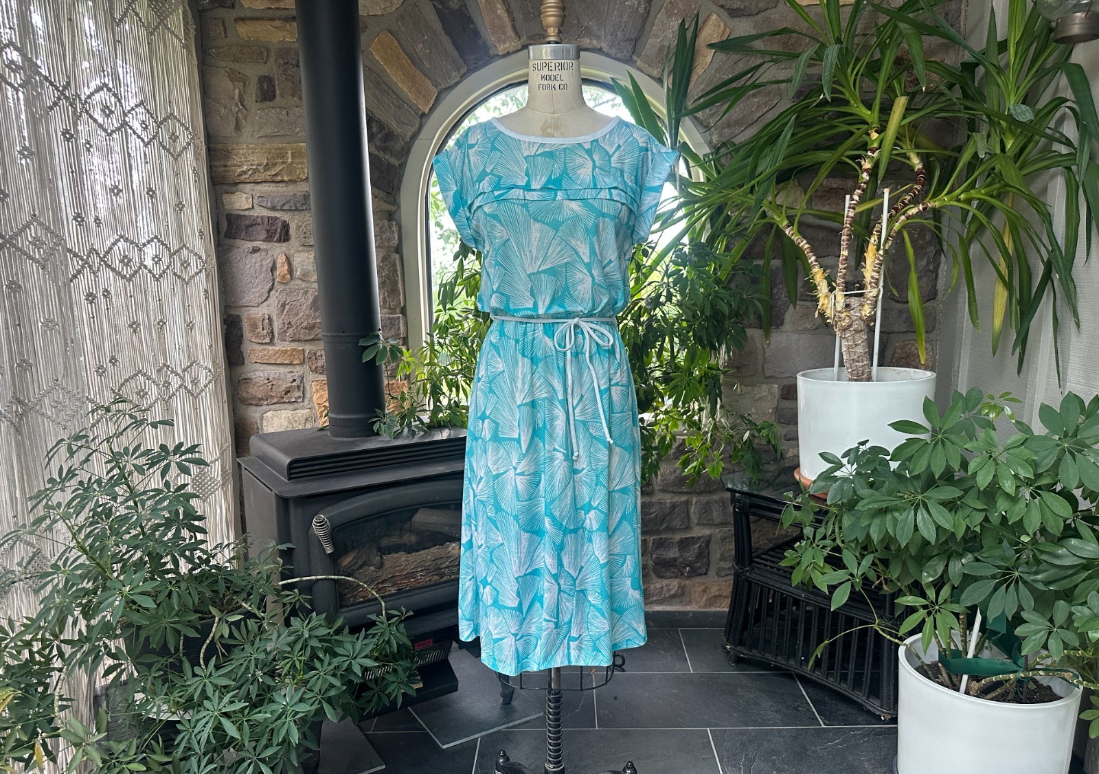 Vintage 1970s Turquoise and White Print Lightweight Knit Dress Timely Trends