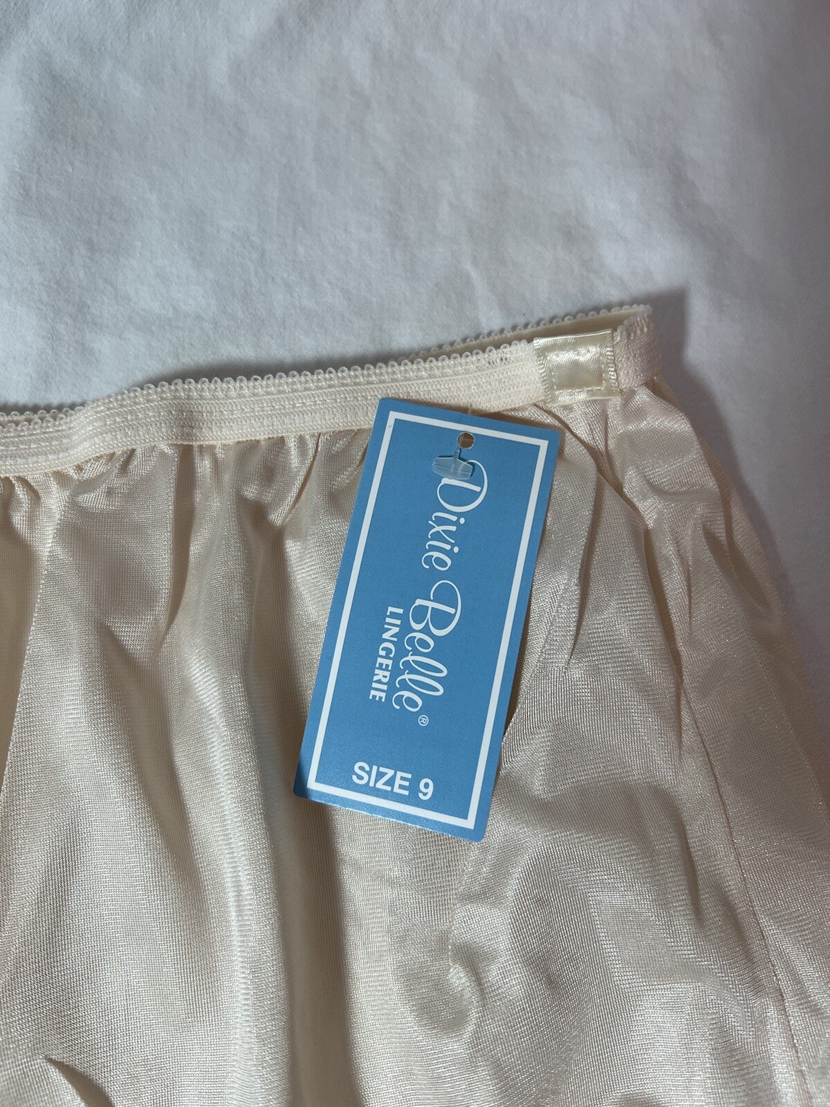 Vintage Silky Soft Dixie Belle Nude Size 9 Granny Panty With Lace Appliqué NWT
