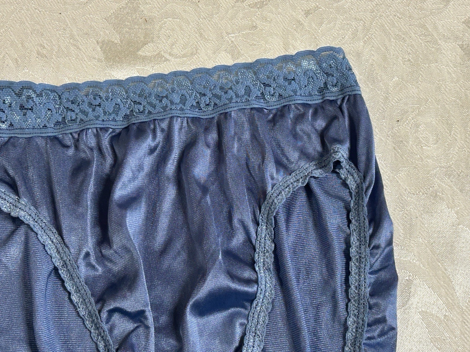 Vtg HANES Silky Satin Hi-Waist French Hi-Cut Wide Lace Band Size 6 Blue Panties