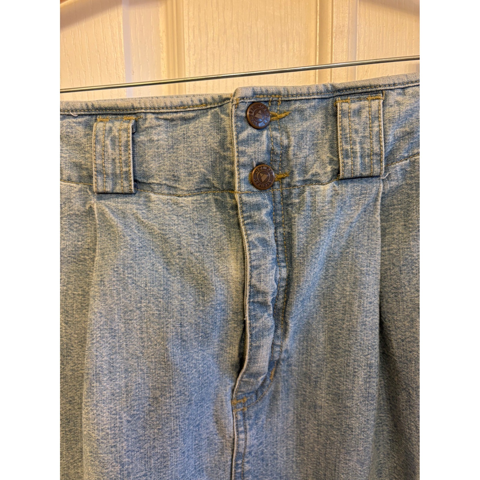 Vintage ILGWU Made in USA Denim Midi Skirt Light Wash Pleated High Waist Sz 10