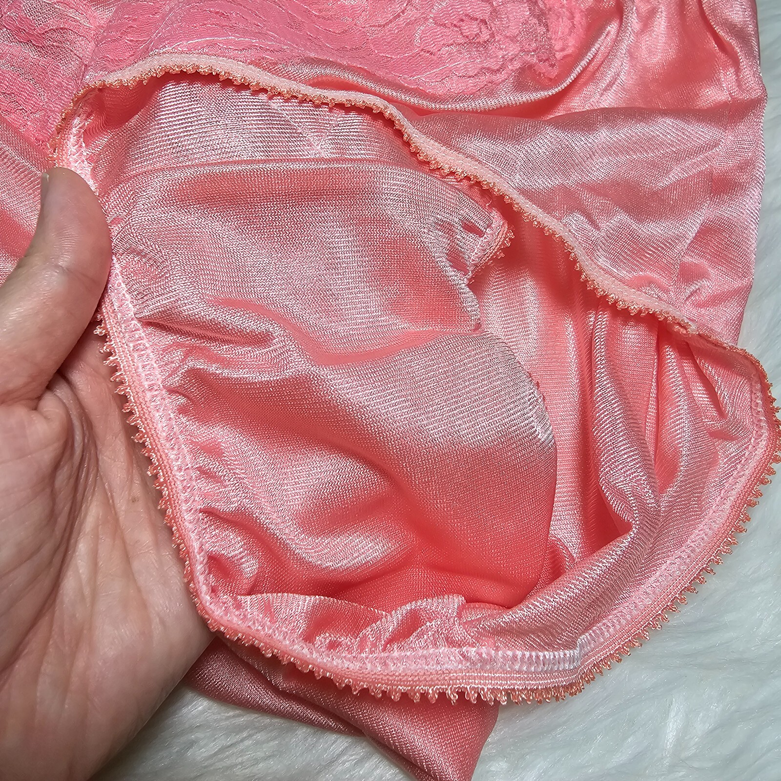 VTG Silky Nylon Panty Sissy Lace Peach Granny Sheer Brief Size 8/XL Hip 40-44″