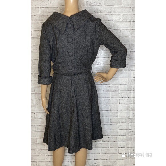 Vintage 1950’s Parade New York gray wool dress 28” Waist