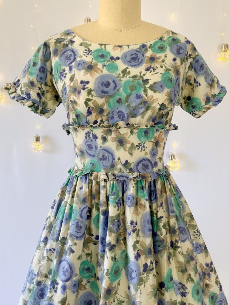 Vtg 50s 60 Blue Watercolor Floral Print Fit Flare Dress Short Sleeve Ruffles XS