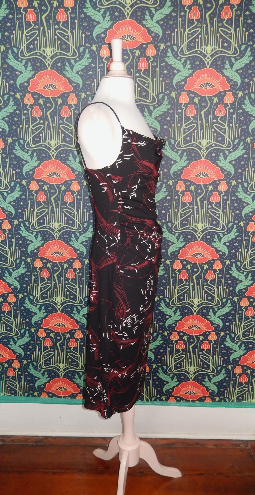 Vintage 90’s Y2K Red Black Cowl Neck SATC Japanese Print Slip Carrie Dress