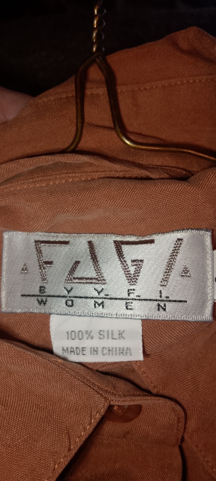 Vtg,FAGI Women’s LG,Refined Silk, Button Down Long Sleeve, Terracotta,Old Money