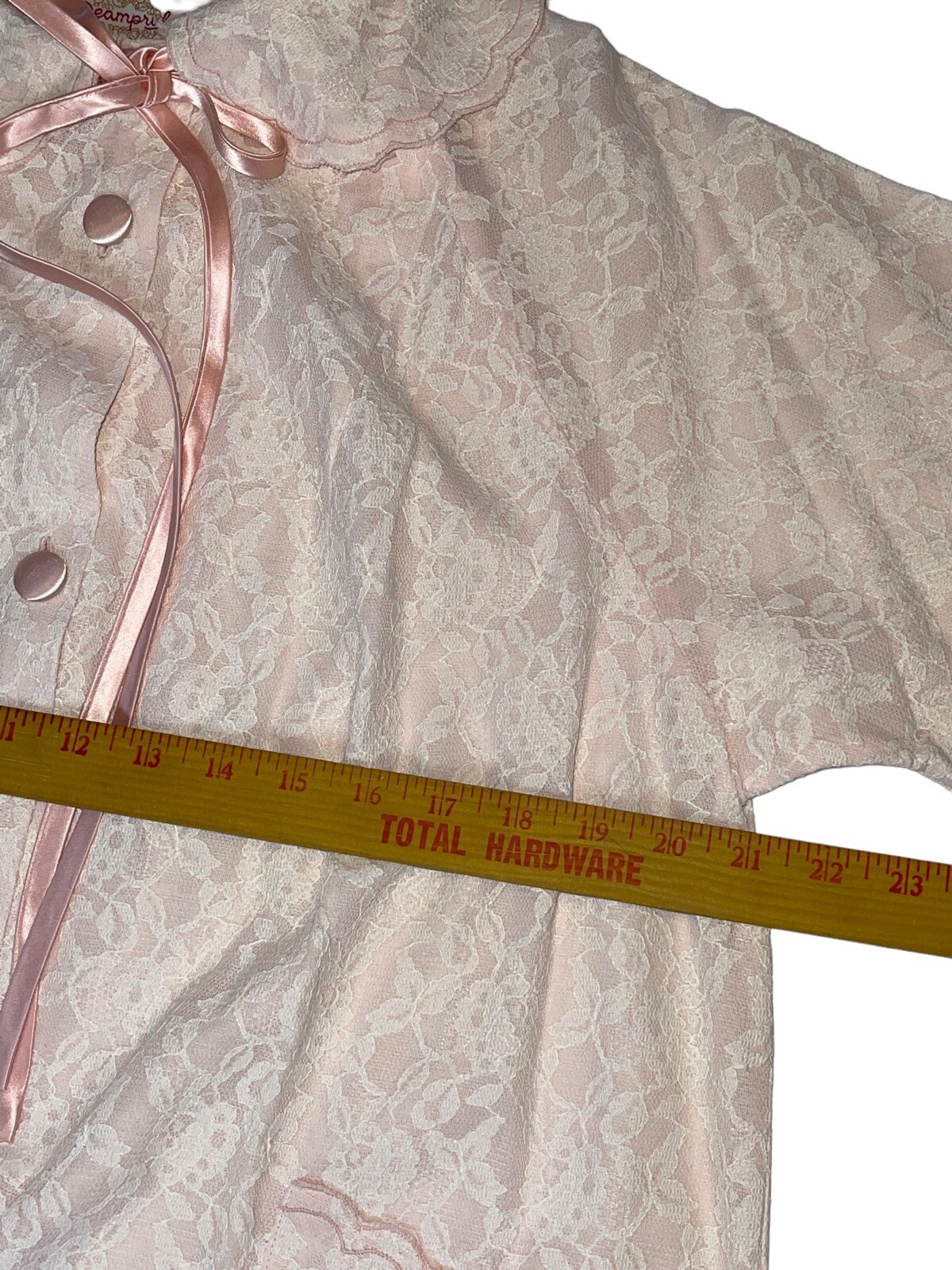 Vintage Seamprufe Housecoat M Robe Pink Lace satin Ribbon Button Front Pockets