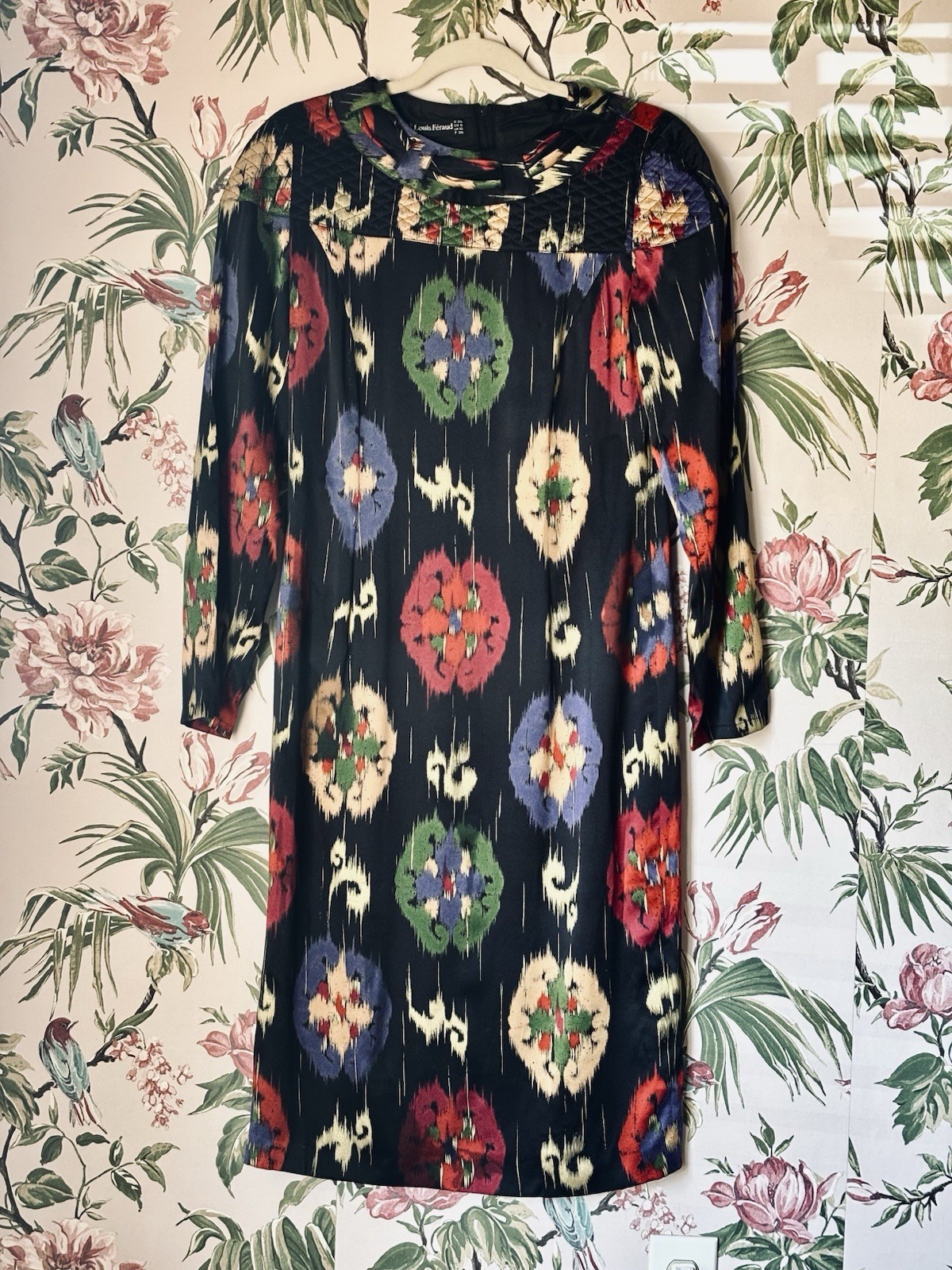 Vintage 1980s Louis Feraud Silk Size 6 Women’s Dress