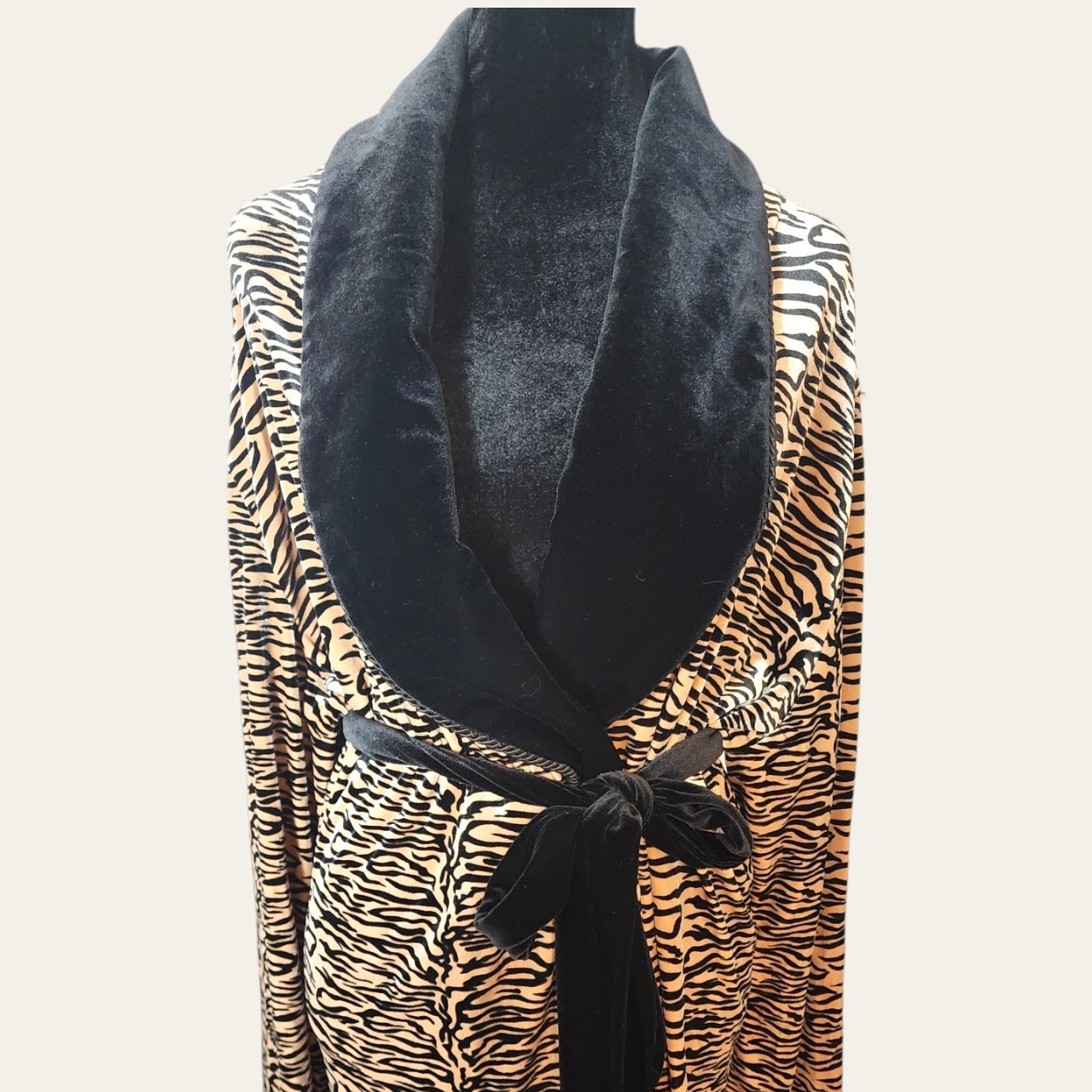 Vintage 70s/80s Diamond Tea Velvet Zebra Print Robe Sz XL