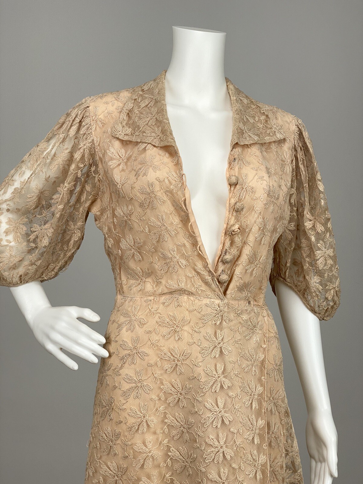 Antique 1930s Pale Blush Pink Net Lace Sheer Robe With Blue Ribbon Tie AS IS