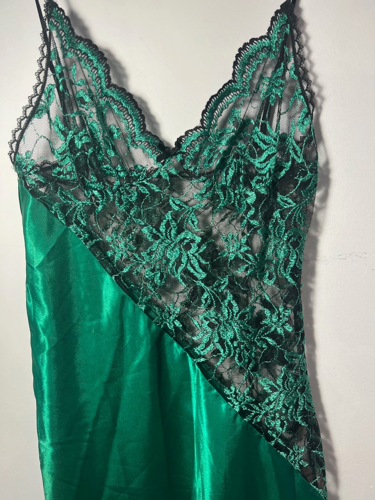 Vtg Nightgown Lady Cameo Dallas Emerald Green Sheer Black Lace Liquid Satin Med