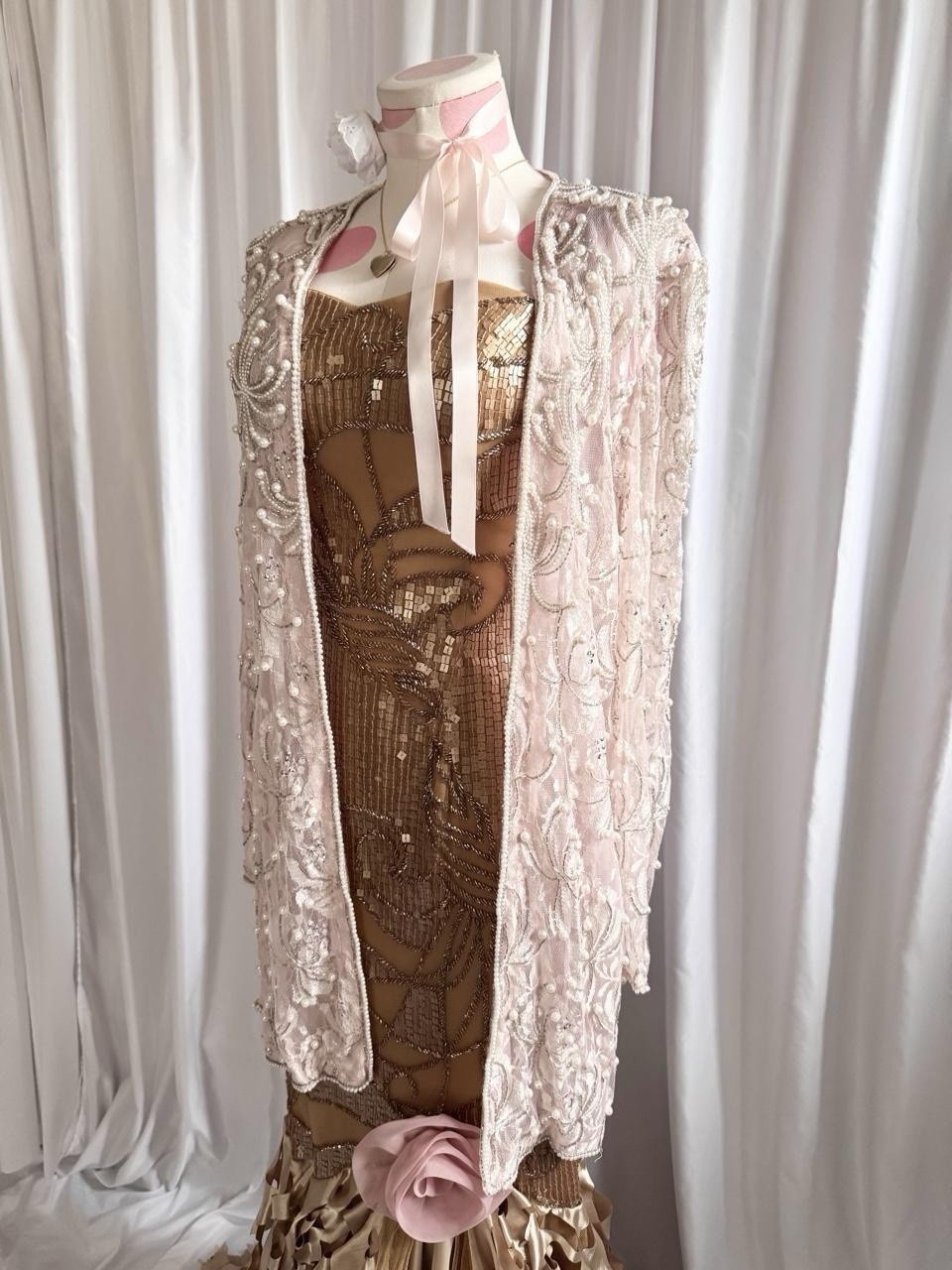 Vintage Y2K Pink White Pearl Beaded Overcoat Jacket Women’s Size Large Sequin