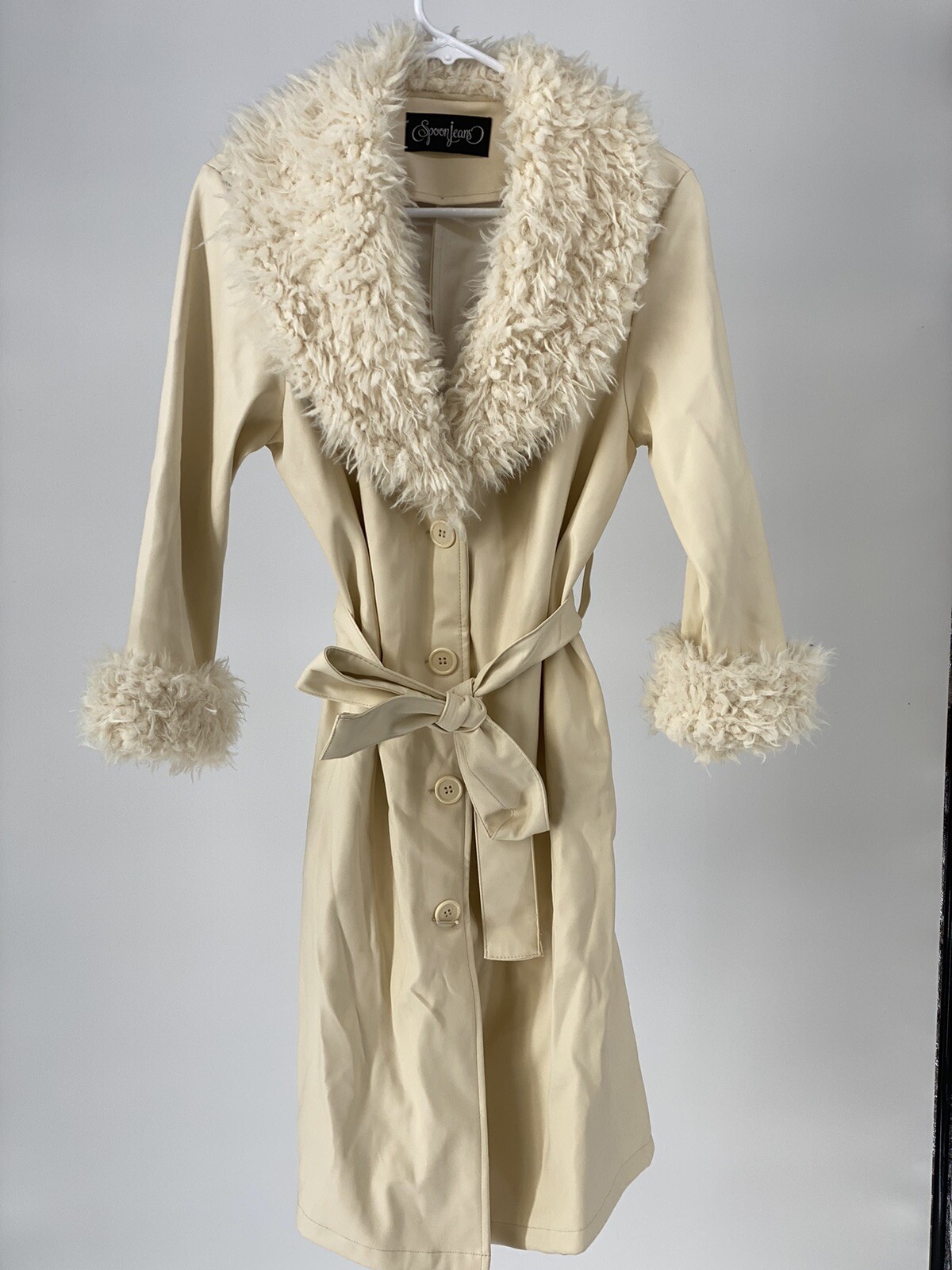 Spoonjeans Cream Color Belted Trench Coat Women’s Size Medium Fluffy Collar Cuff