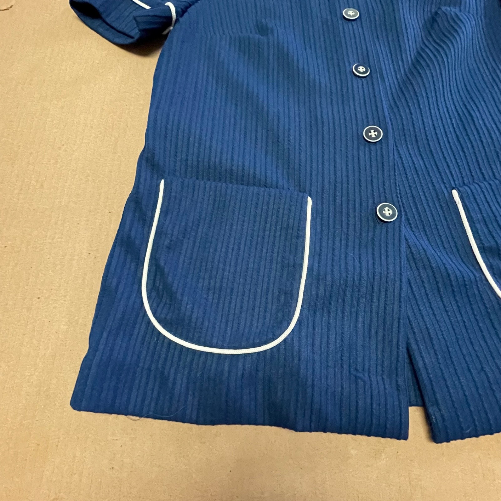 Vintage 1970s Cos Cob Women’s Small Navy Textured Knit Mod Piped Tunic Jacket