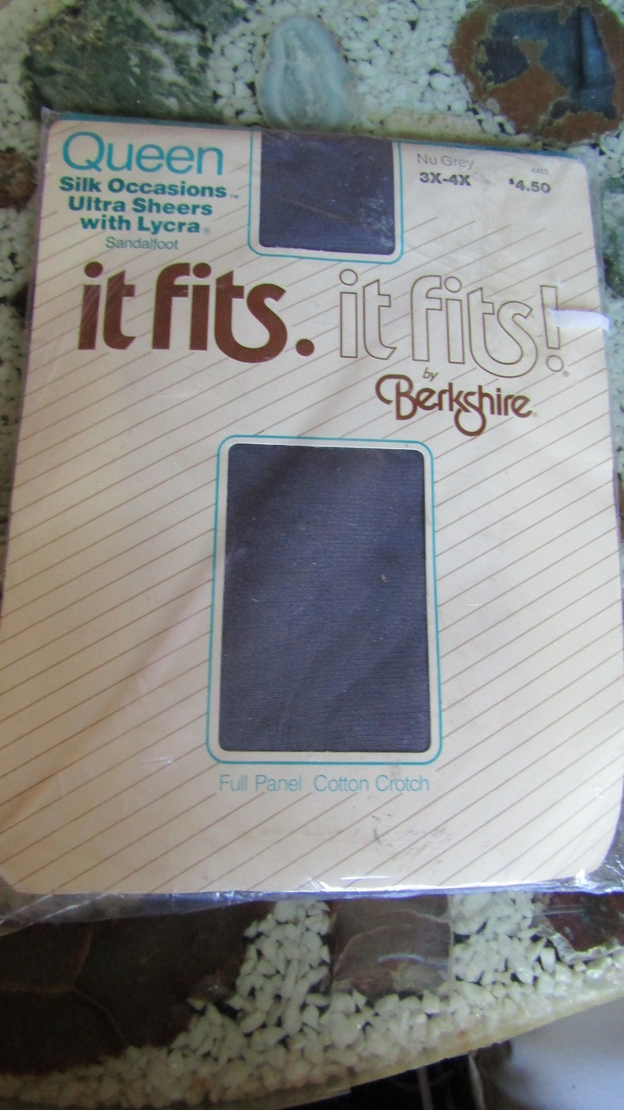 BERKSHIRE Vintage NU GREY Control Top Nylon PANTYHOSE-Size 3X-4X -145 to 175 lbs