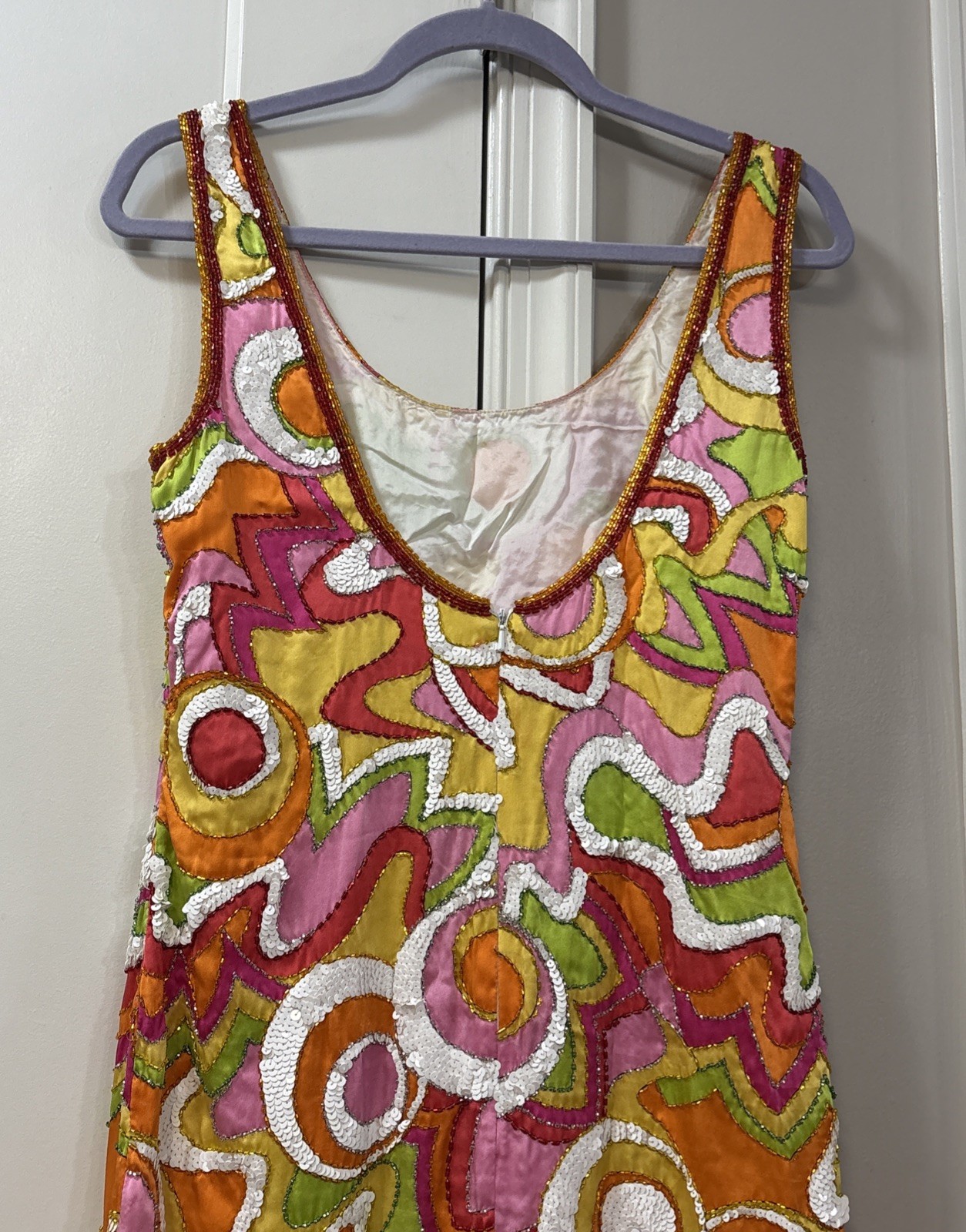 Black Tie By HE-RO Industries Silk Sequin Beaded vibrant cocktail Dress size 6