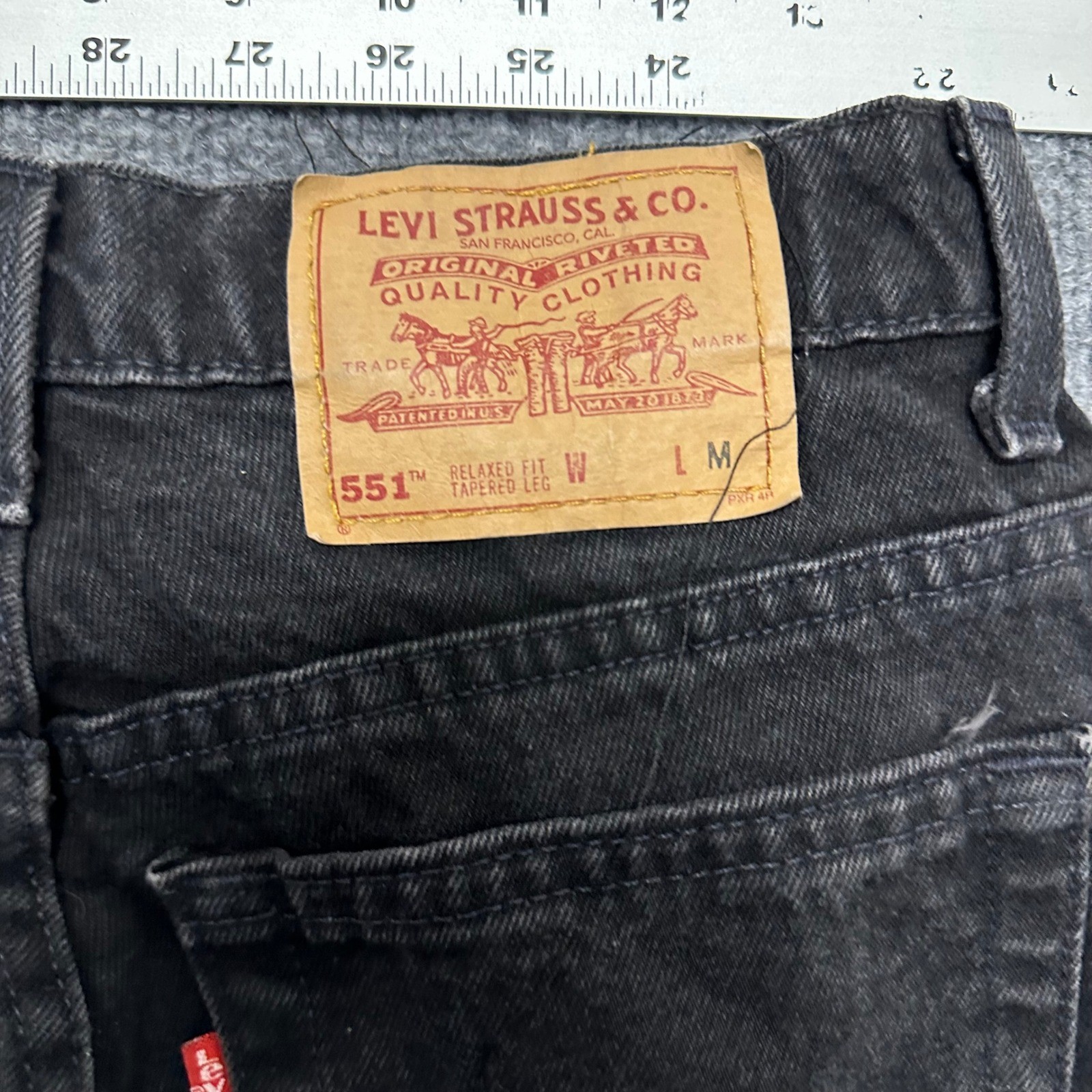 Levi’s Jeans Womens Size 12 MED Black 551 Relaxed Fit Tapered Leg Made in USA
