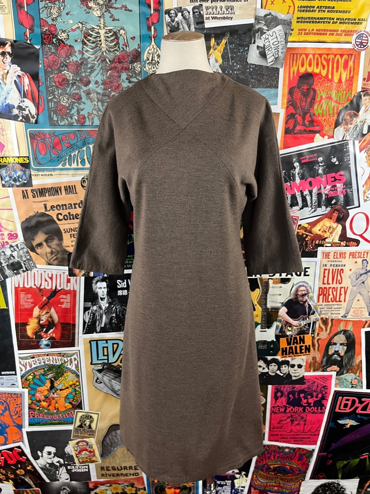 Vintage Womens 60s-70sBrown Half Sleeve Rondo Knits Knee Length Sheath Dress XS