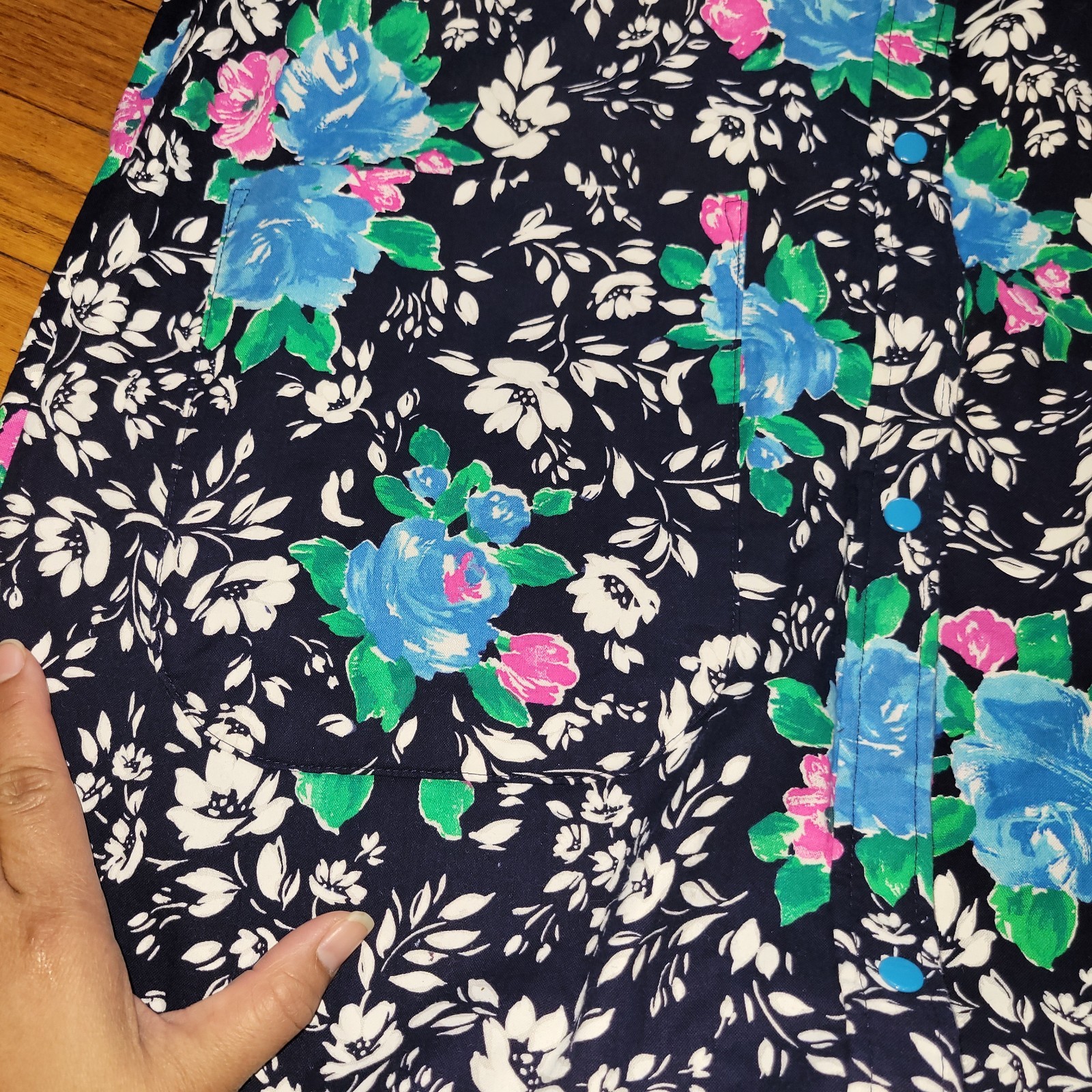 Smart Time Vintage Housecoat Dress Robe Bold Floral Made In USA Button Small