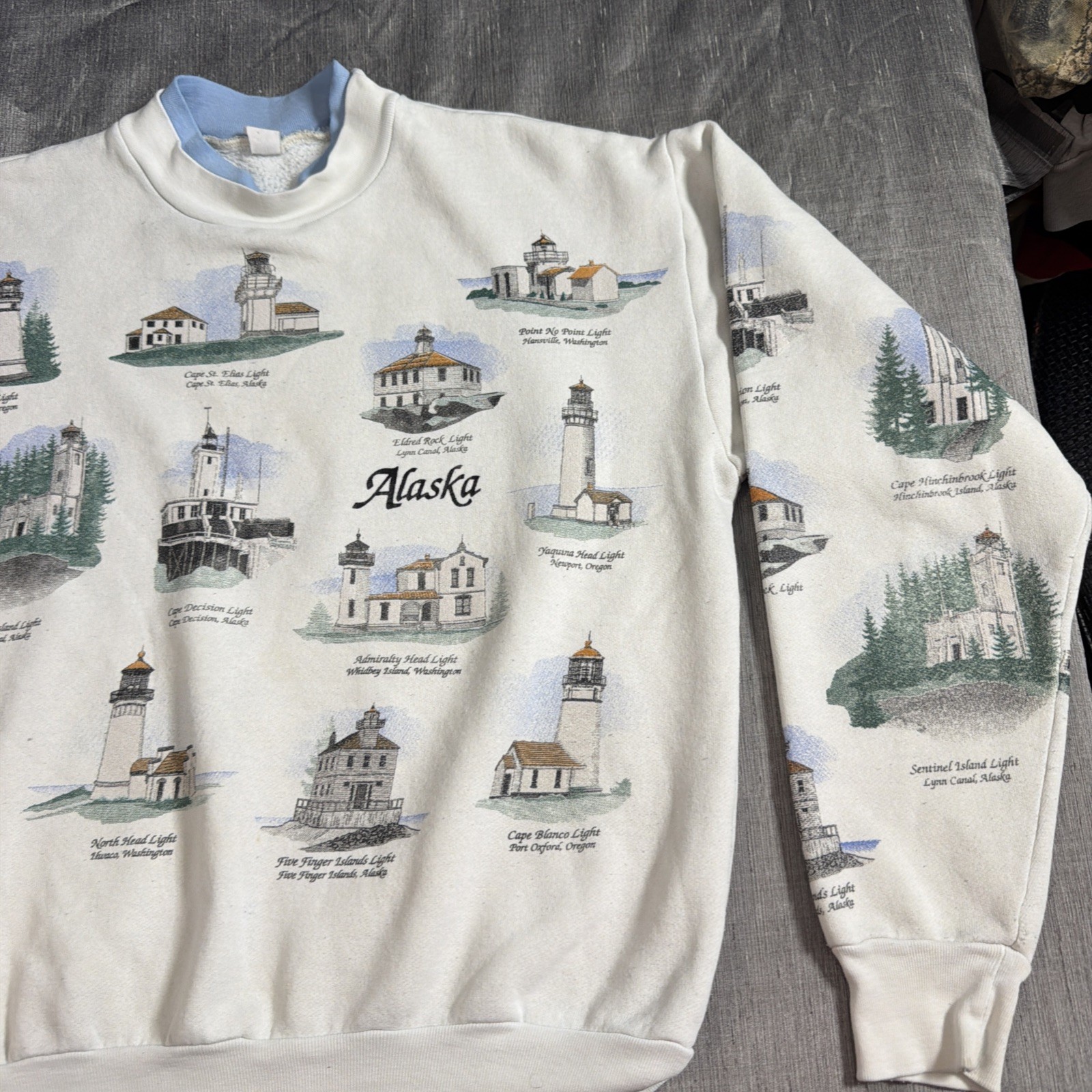 Alaska Lighthouses AOP Womens L Crewneck Sweater Ivory Blue Collar Vintage 90s