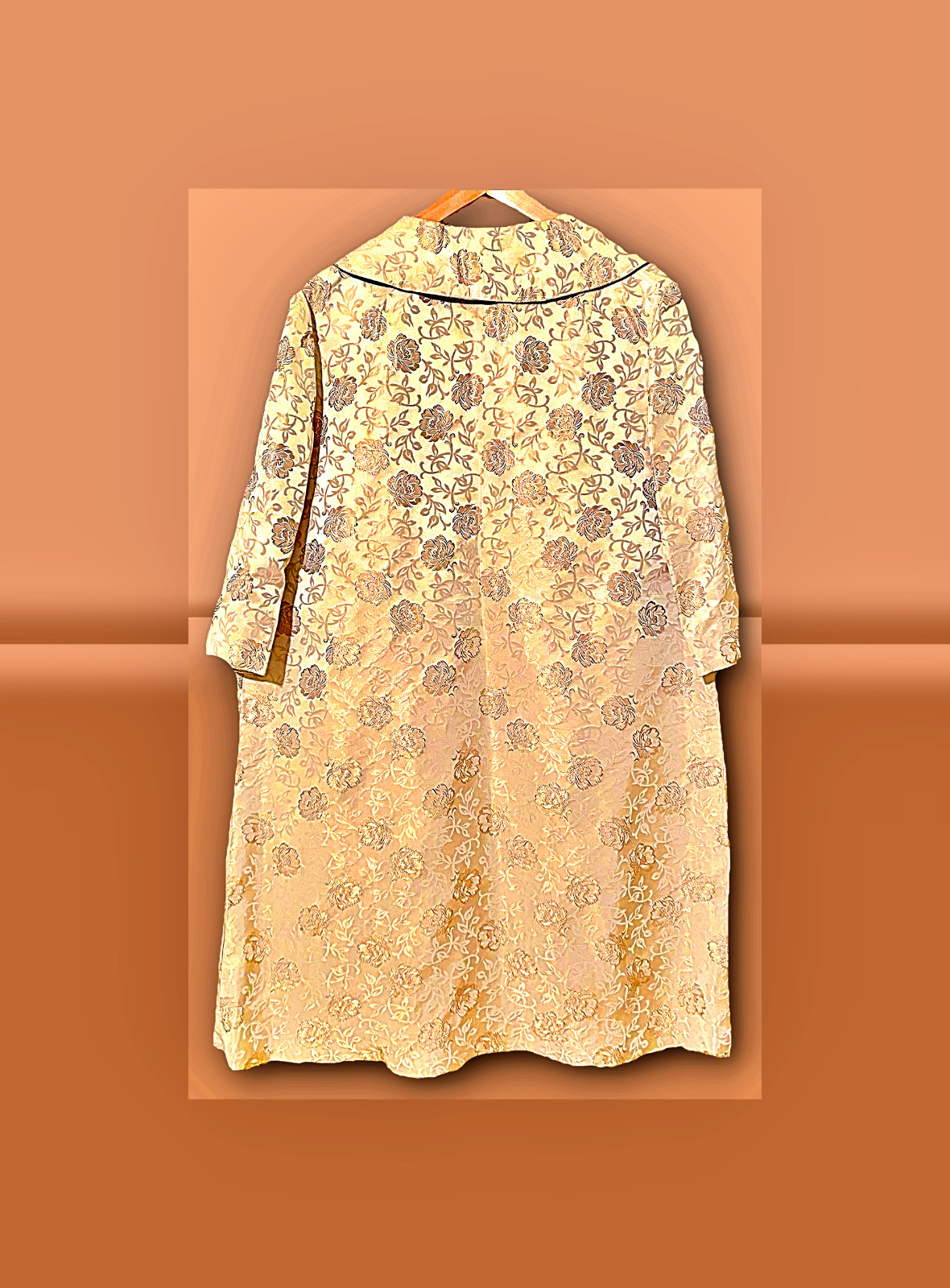 Vintage 1950s Ivory Gold Rose Silk Satin Brocade Chinoiserie Evening Opera Coat