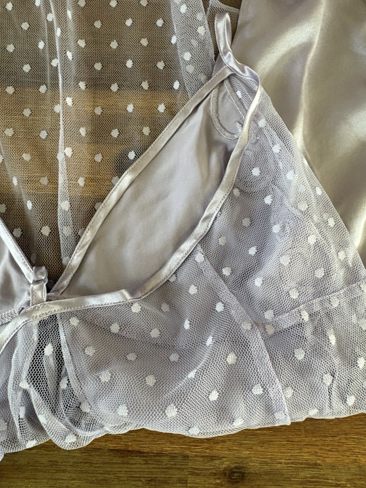 VTG Victoria’s Secret Babydoll Large Lilac Purple Polka Dot Silky Negligee NWT