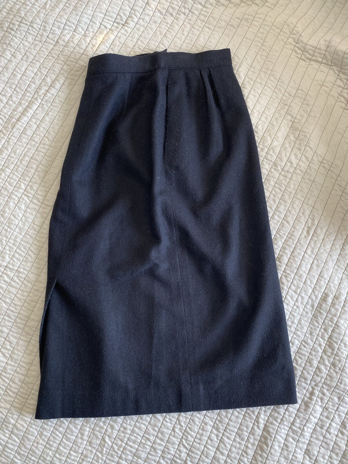 80’s Vintage Peabody House Black Wool Skirt Lined Size 3/4 Length 28”