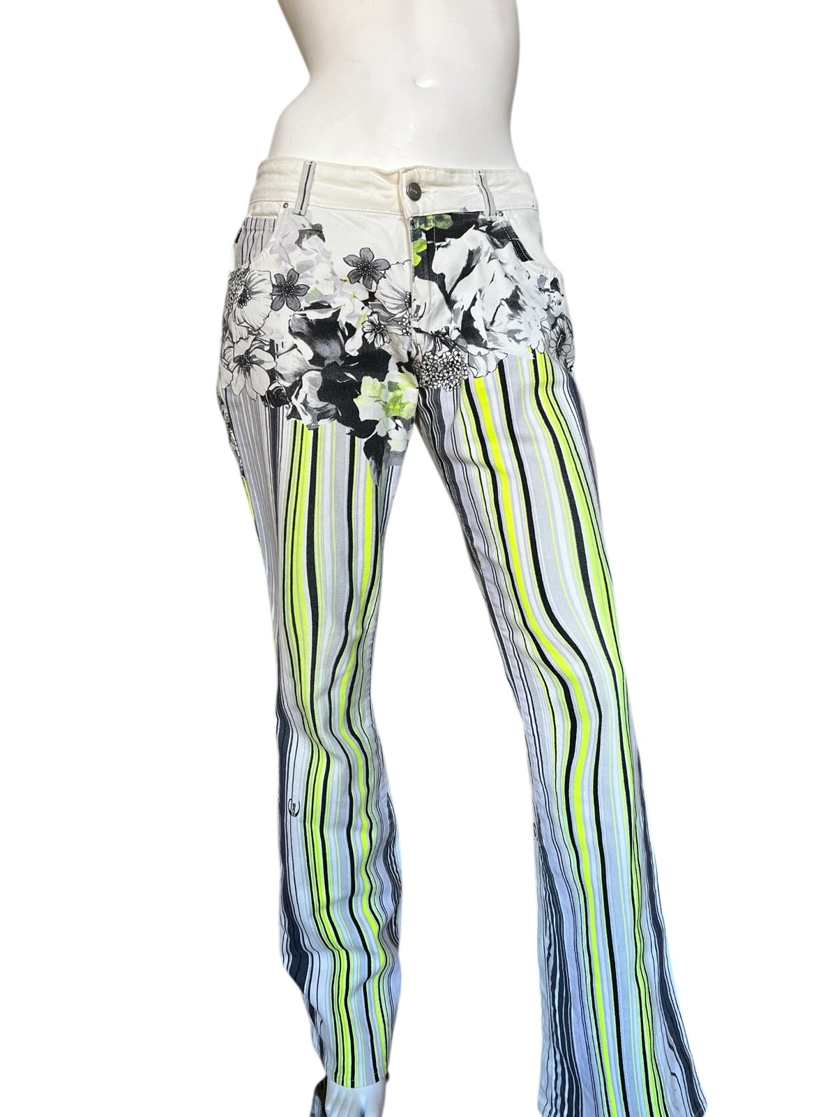 VINTAGE ROBERTO CAVALLI JUST CAVALLI 2000S Y2K FLARED JEANS WITH FLOWERS – SZ 31