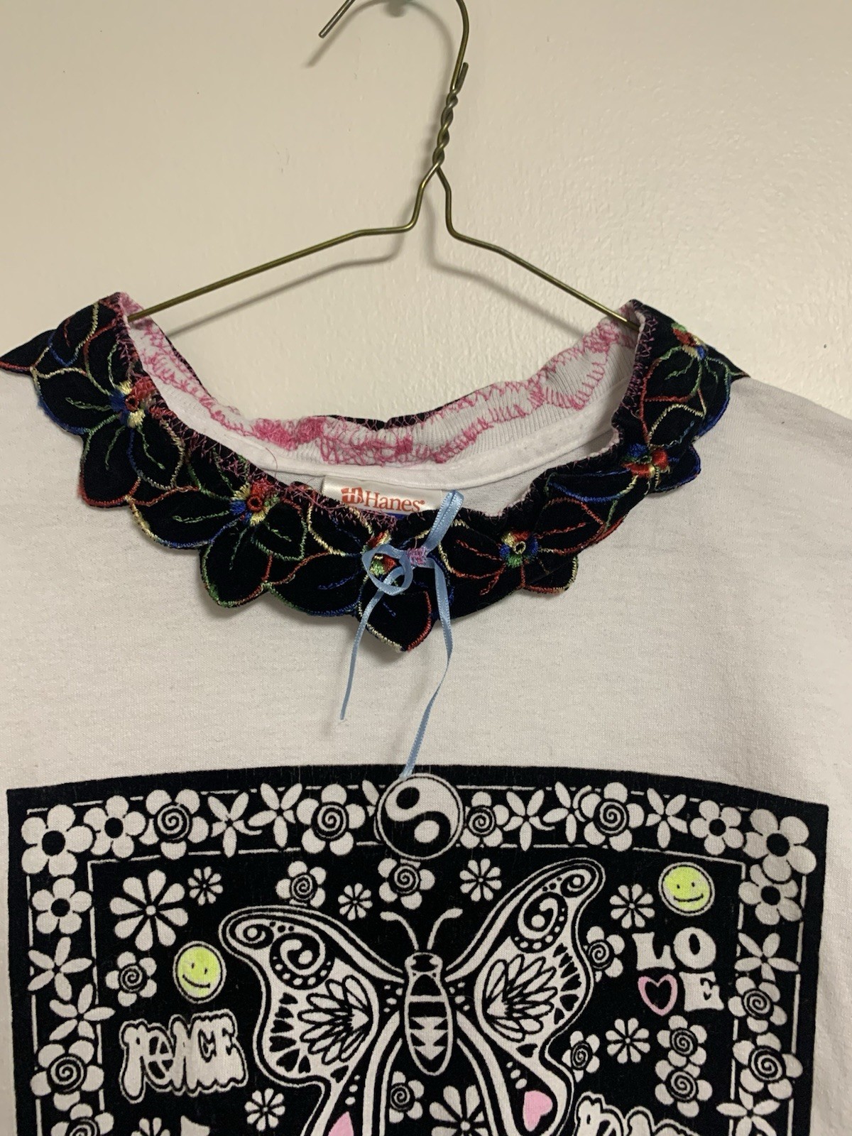 Vintage 2003 Rose Art Industries Color Pattern Reverse Stitch Tee 14-16 or S-M