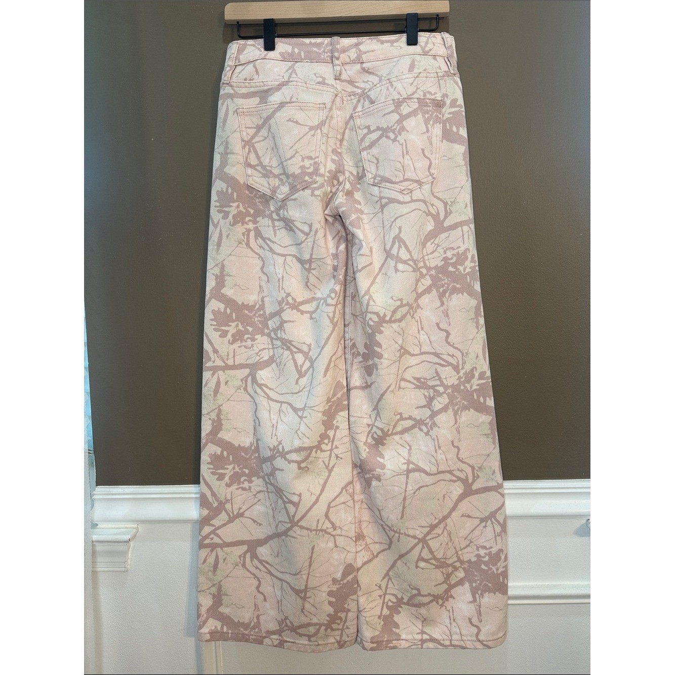Cali 1850 Pink Camo Wide Leg Low Rise Jeans NWT 26