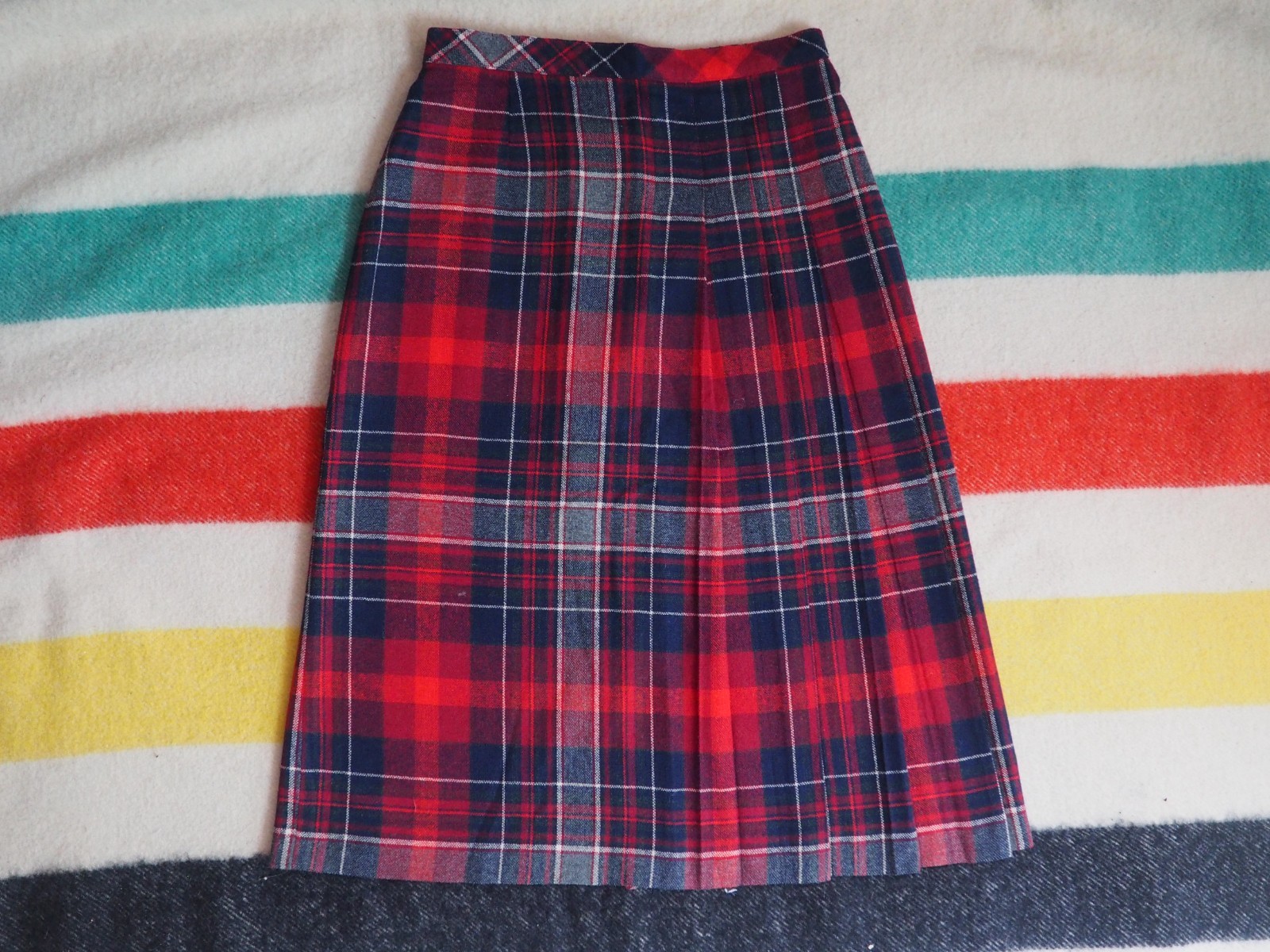 VTG 70s Bobbie Brooks Red Blue Plaid Wool Blend Boho 27W Cottage Ivy Skirt Women
