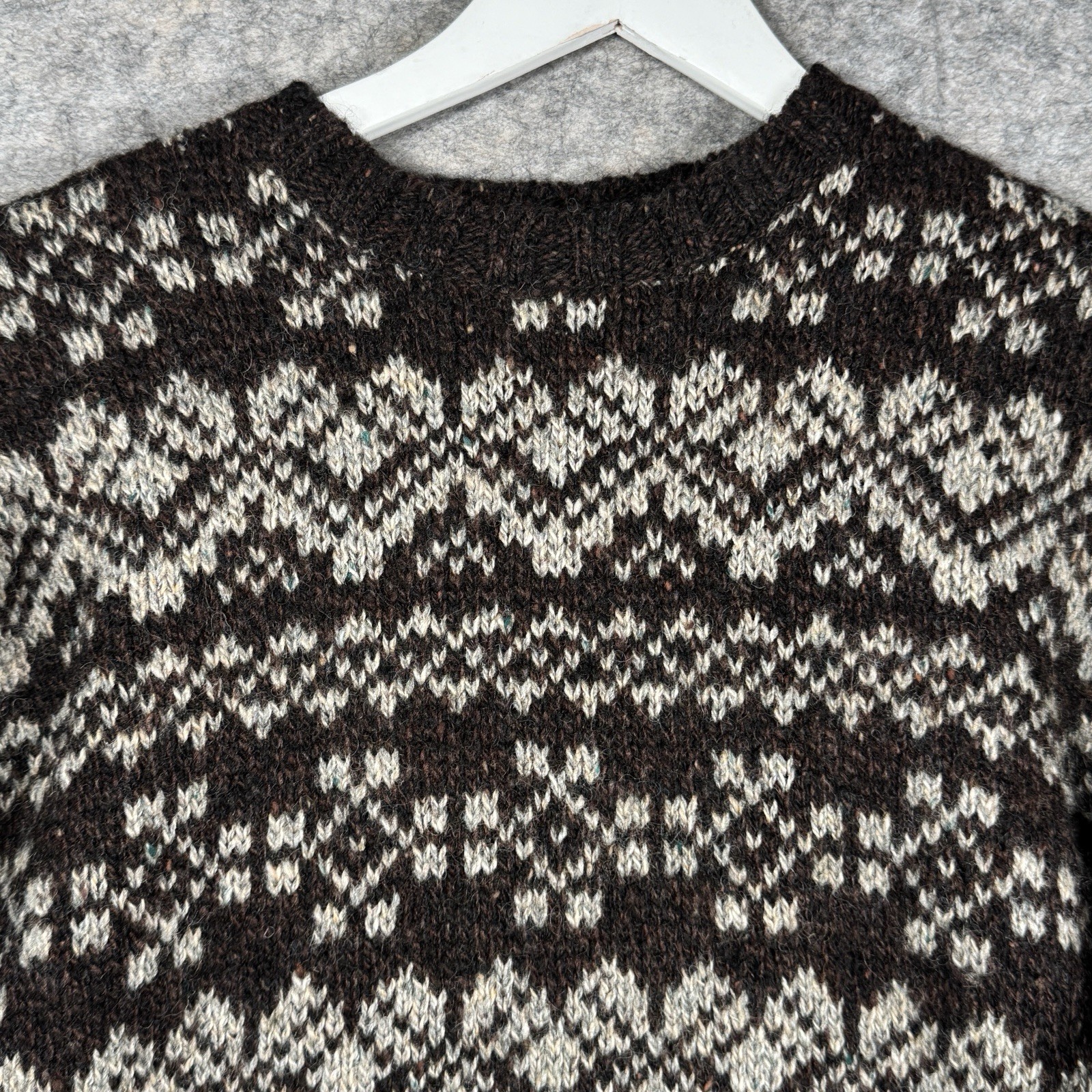 Vintage 90s Womens LL Bean Brown Patterned Wool Blend Sweater Size M 21×25