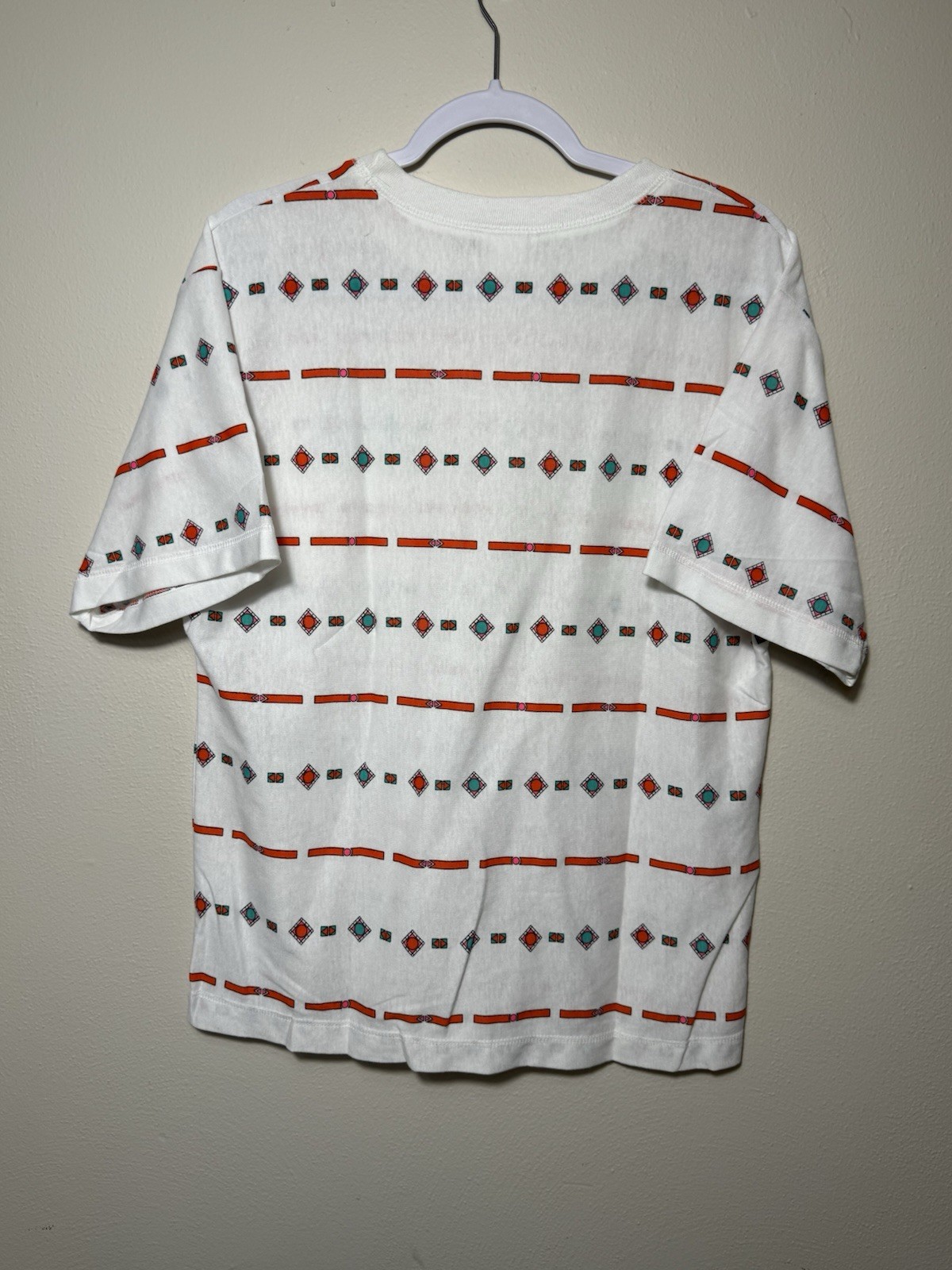 Vintage 1980’s Woman’s Incognito Pocket T-Shirt Geometric Shapes Design Size Med