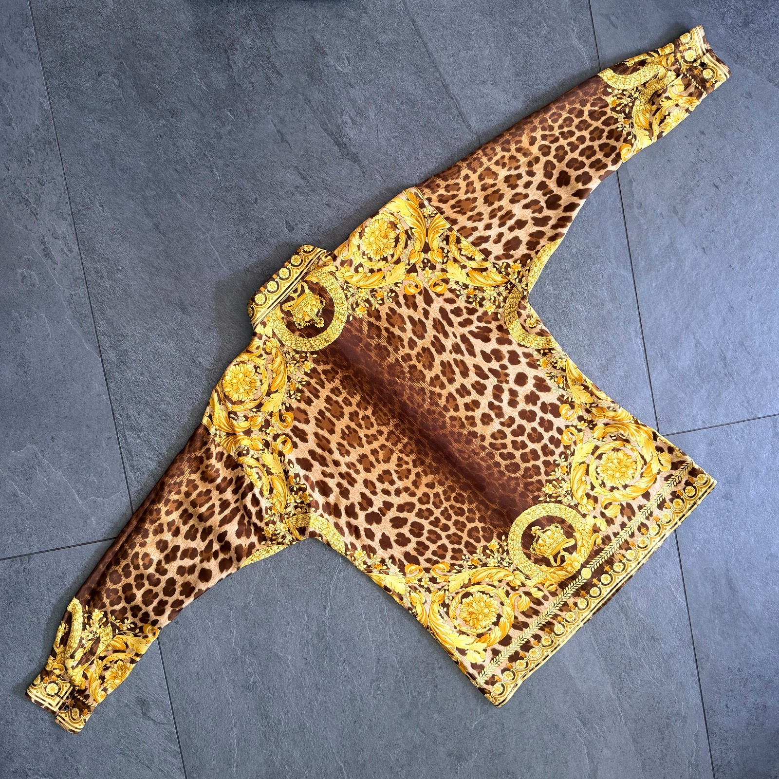 GIANNI VERSACE silk shirt Wild Baroque print from S/S 1992