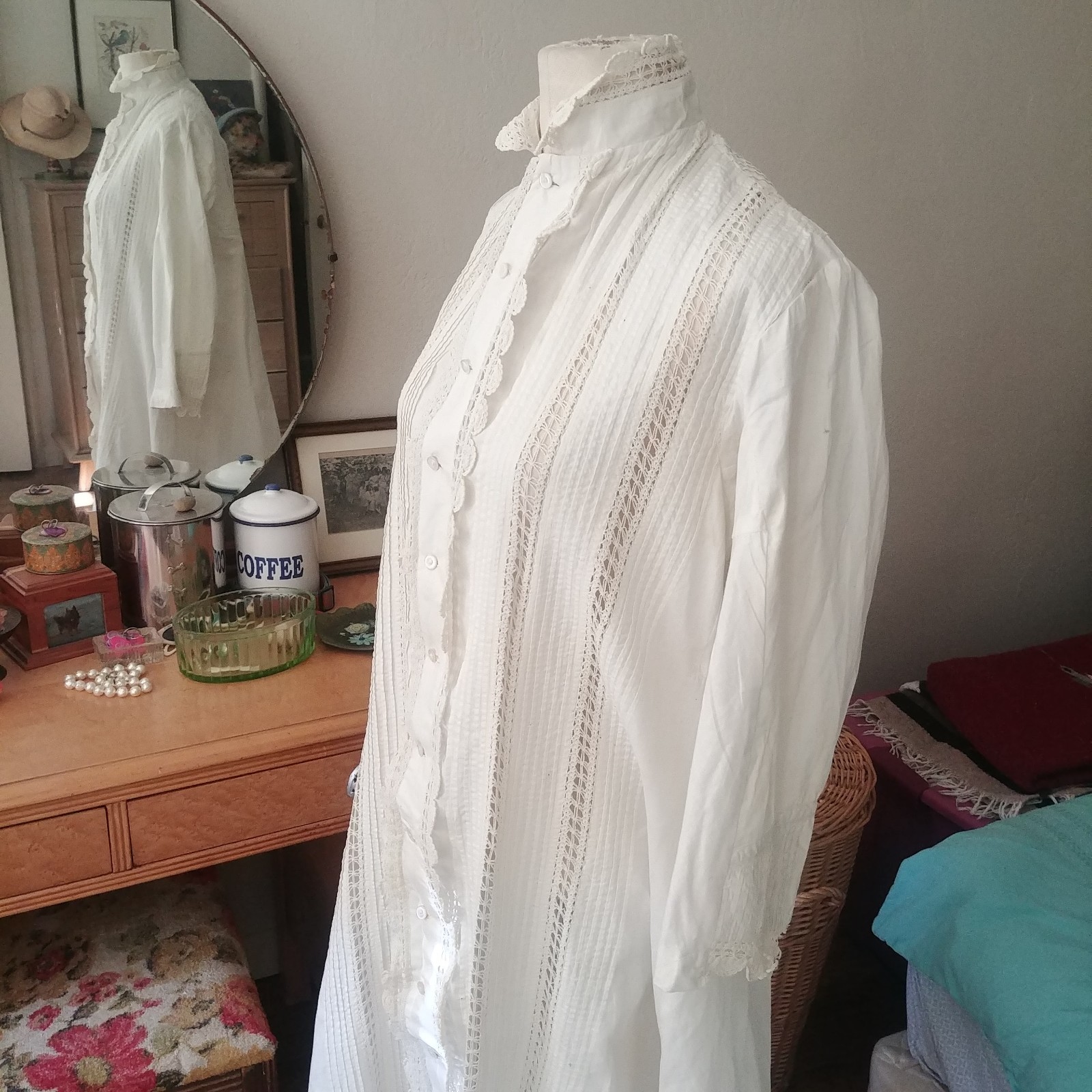 Antique Edwardian Victorian Cotton Lace Dressing Gown Robe Long Sleeve