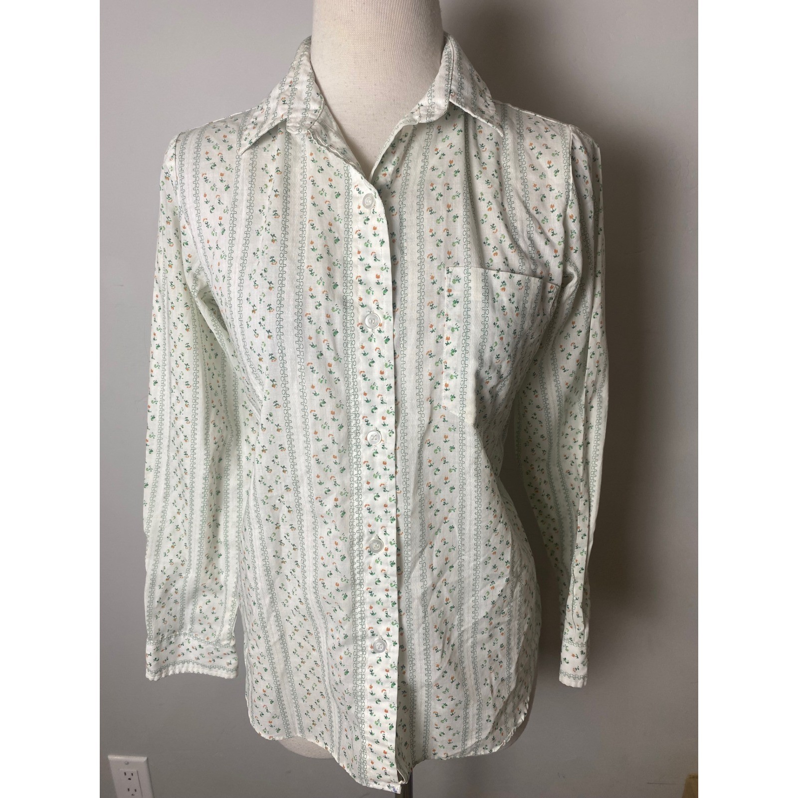 Vintage 60s Sequel Floral Stripe Button Blouse S Cottagecore Granny Retro Dagger