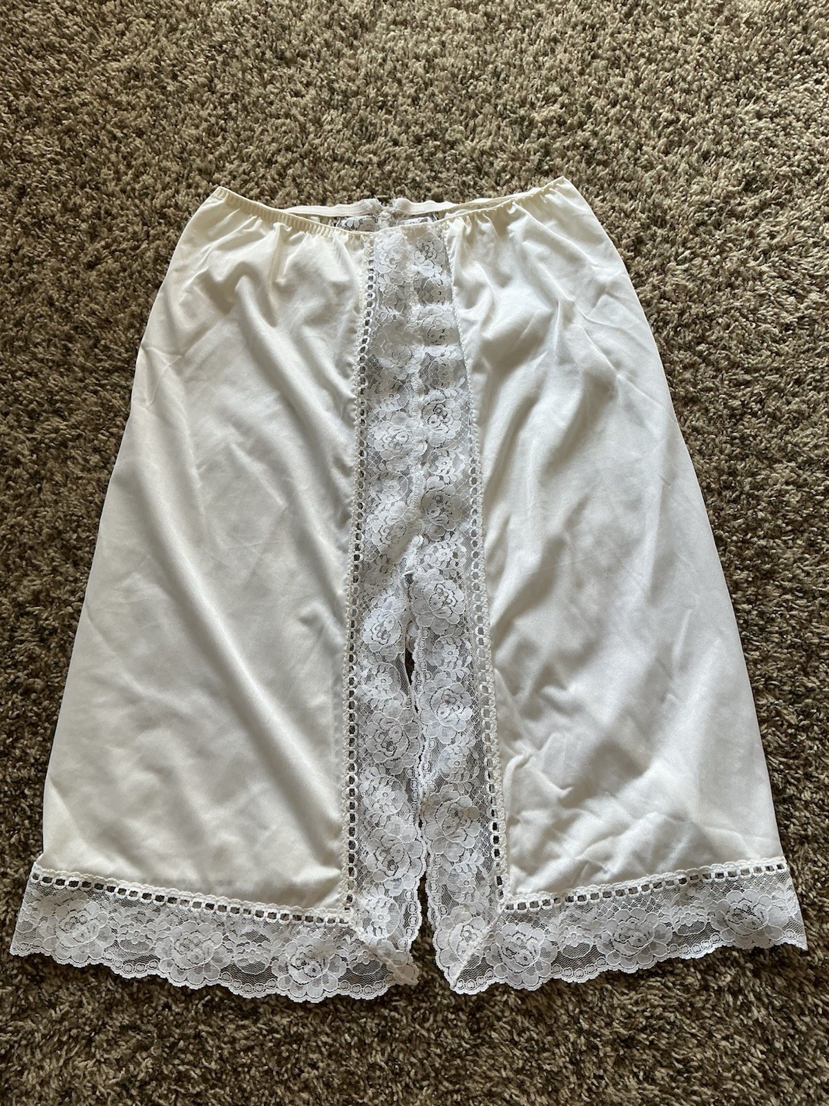 Vintage Mardor White Sz Medium 6 Nylon Tricot Lace Trim Slip GUC