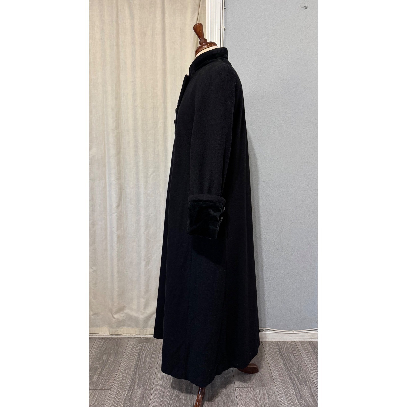Donnybrook Victorian Black 100% Wool Maxi Coat Velvet Trim Mandarin Collar Sz 2