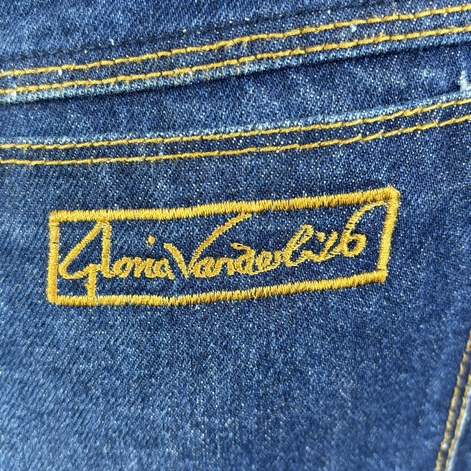 Gloria Vanderbilt For Murjani VINTAGE Staight Leg Jeans 8 Fit Small 25” Waist!!