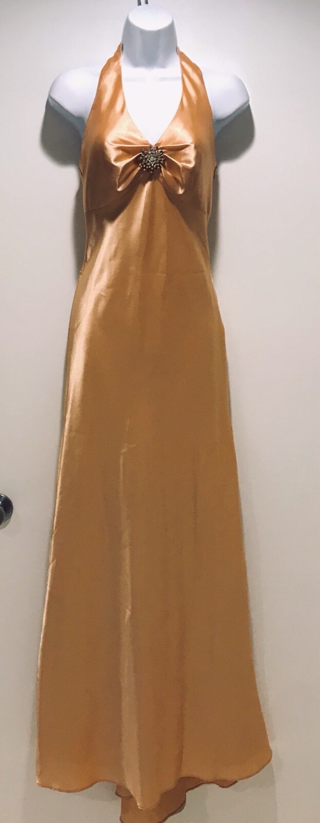 Vtg 80s Sz. 6 Ball Gown/Prom Dress. Gold Halter w/Brooch. Empire Waist. Art Deco