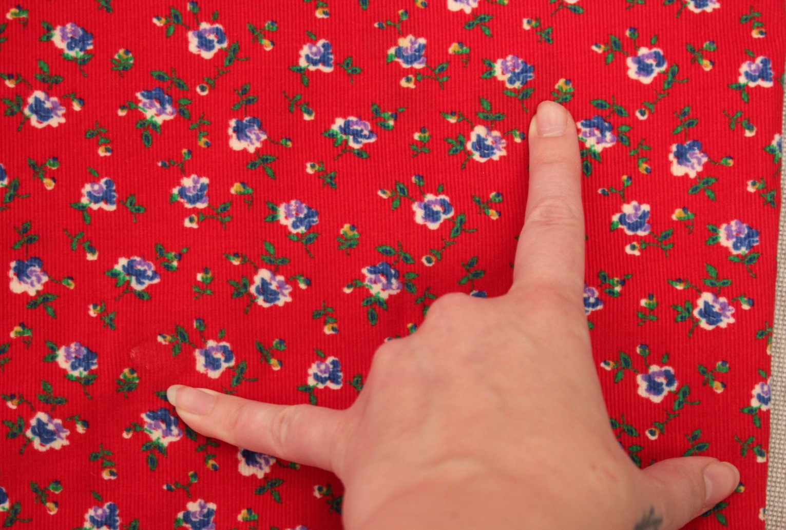 Vtg Womens 80s 90s Red Floral Laura Ashley Fabric Corduroy Jumpsuit W/ Belt XS/S