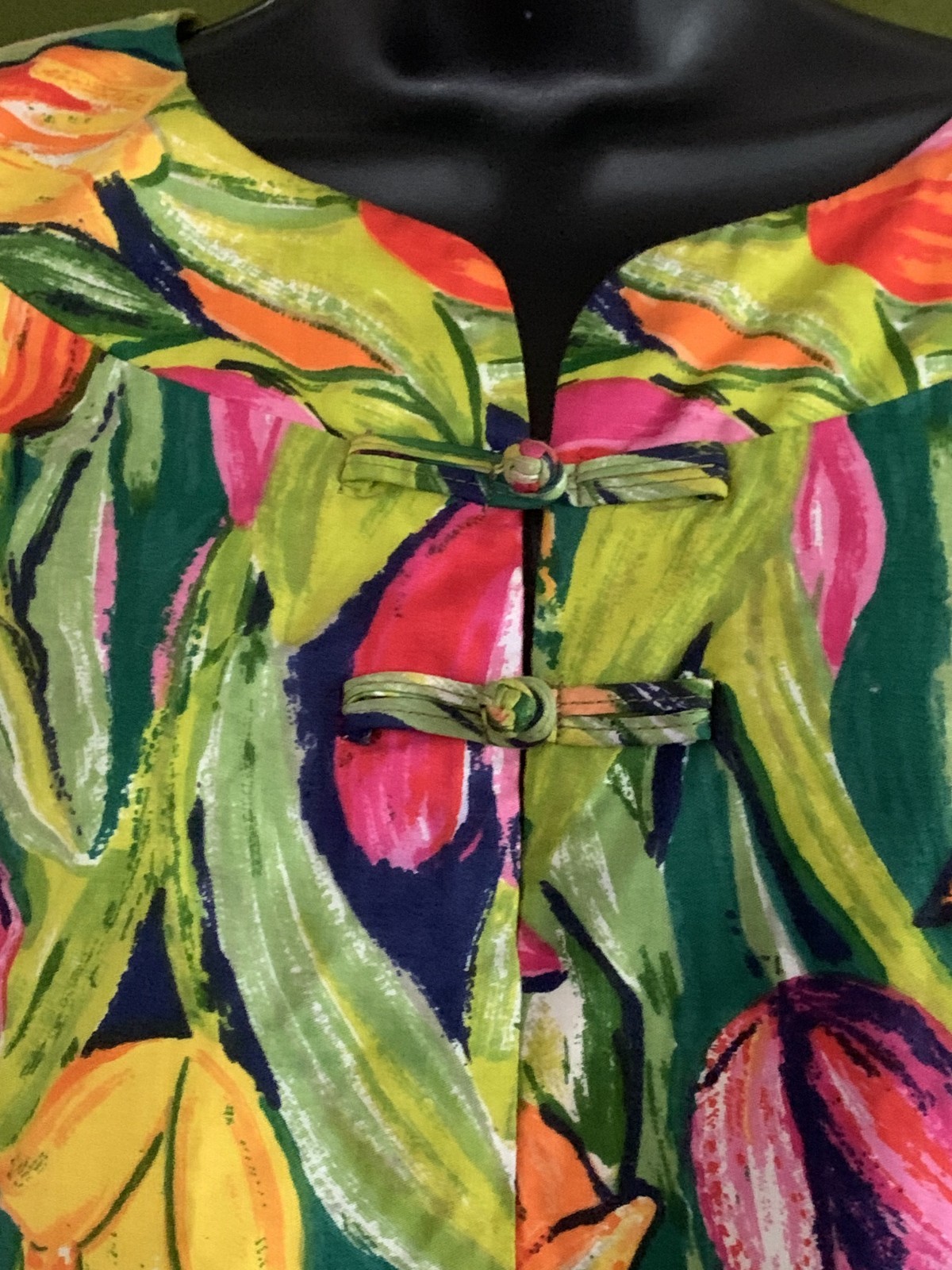 Vtg Made In Hawaii Muumuu Dress Colorful Tulip Floral Frog Fasteners Unsized
