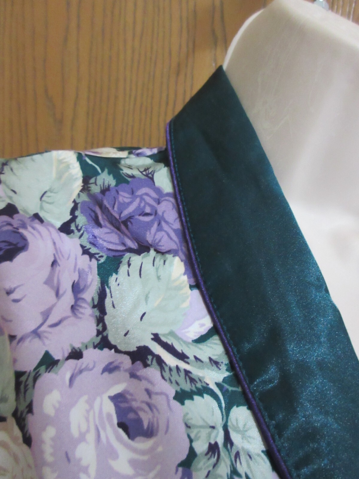 ARIA 80s HUNTER GREEN PURPLE FLORAL sleep shirt nightgown brushed SATIN sz S