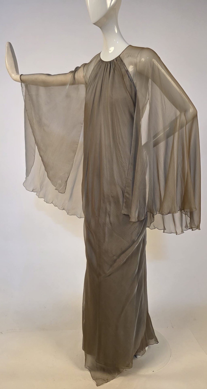 VINTAGE 1970’S DESIGNER OSCAR DE LA RENTA SILK CHIFFON EVENING GOWN DRESS 