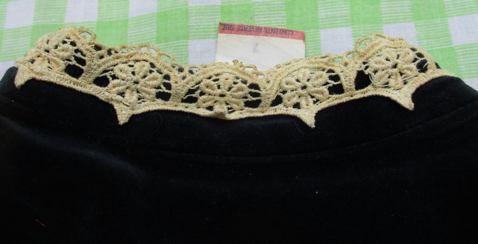 Vintage 70s Gunne Sax by Jessica Crochet Lace Velvet Puritan Collar Smock Dress