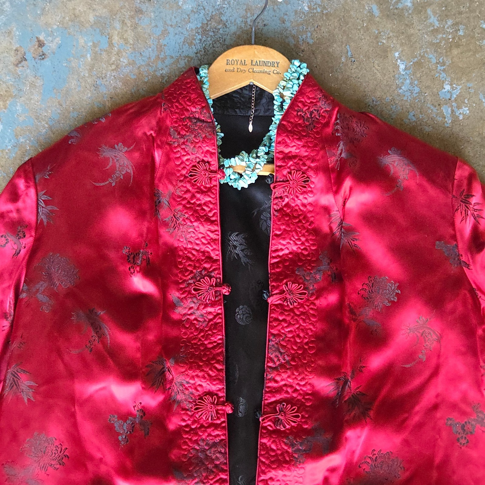 Vintage Asian Inspired Jacket Size XL Red Black Reversible Satin Frog Closure