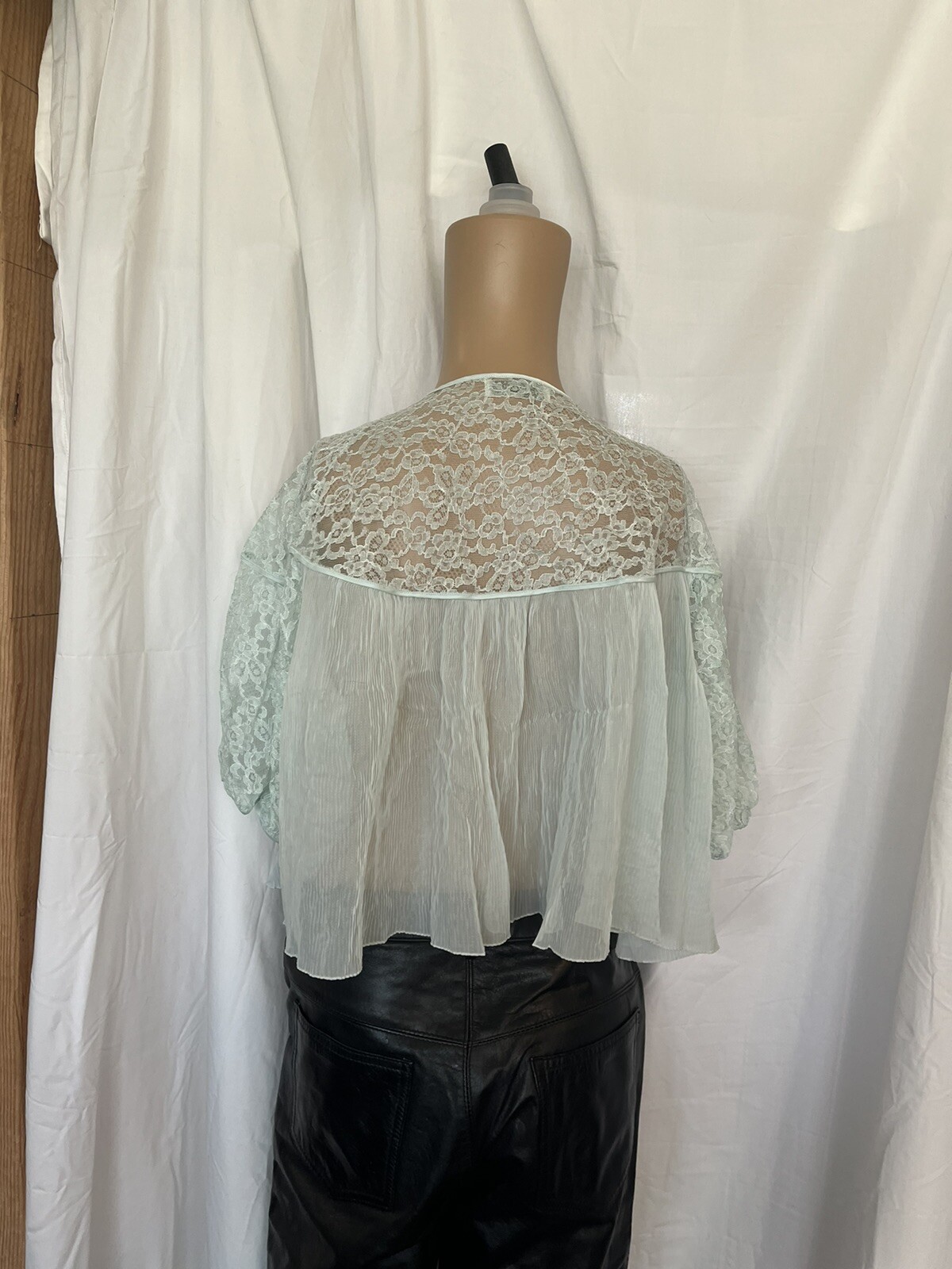 Vintage Barbizon Ariel Trefedda BED JACKET Short Peignoir Blue LACE Pleated 50s