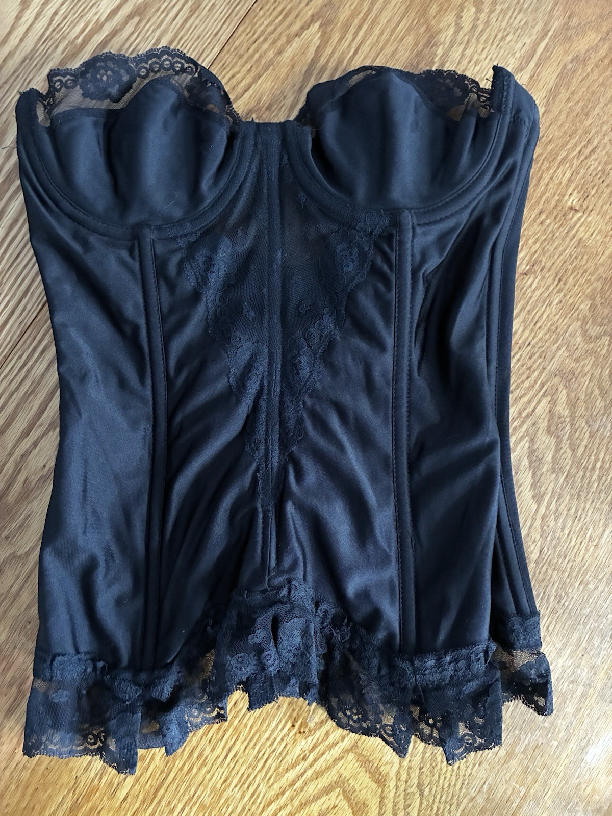 90s JC Penney Black Lace Bustier Size 34C Latch Back